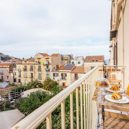 Appartamento Casa E Arte Sorrento Esterno foto