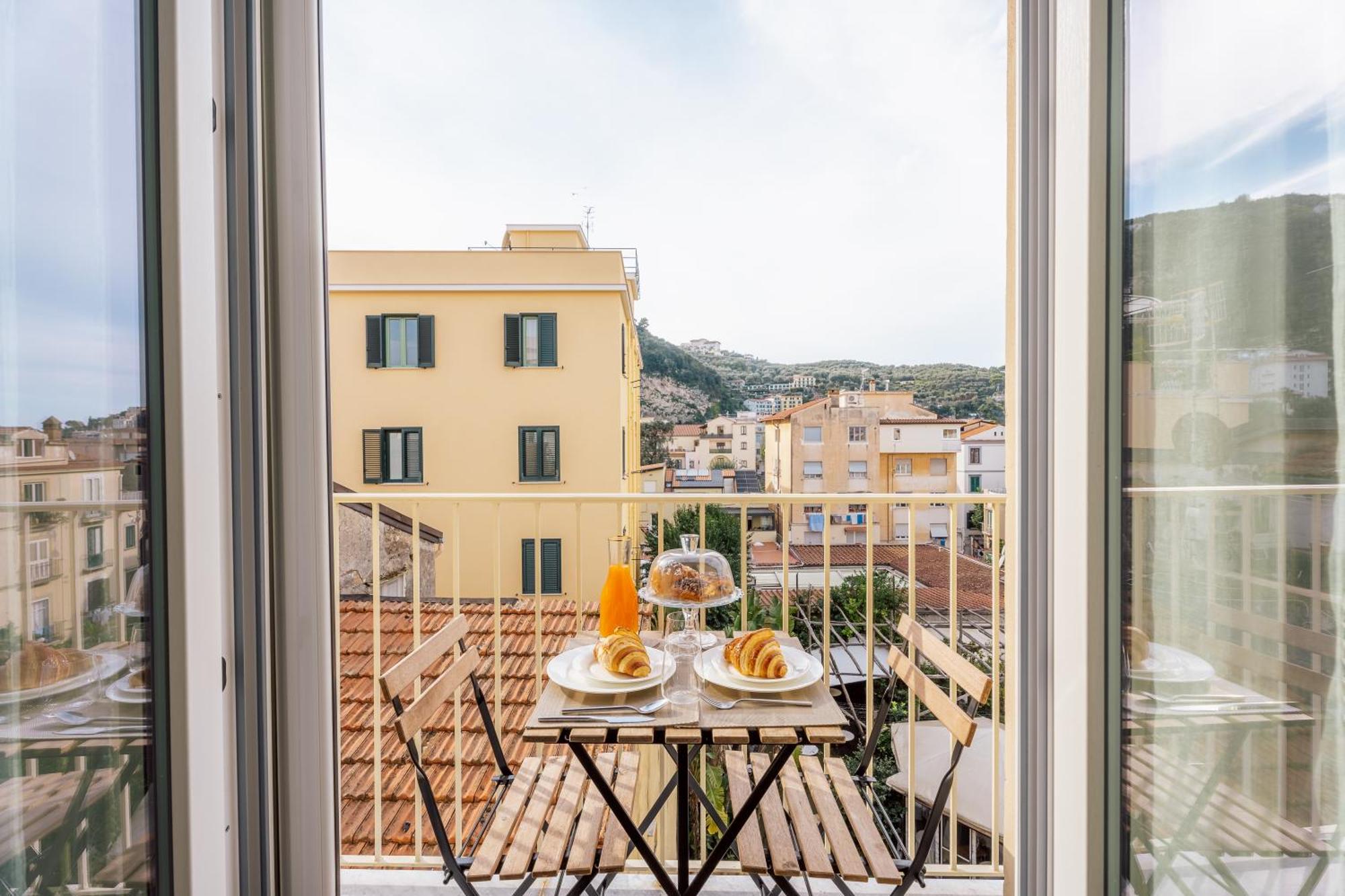 Appartamento Casa E Arte Sorrento Esterno foto